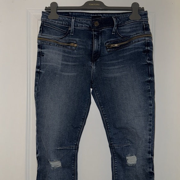 Road to Awe Women’s Blue Jeans Size 29 Worn Once Ships Same Day🥰 - Picture 3 of 10